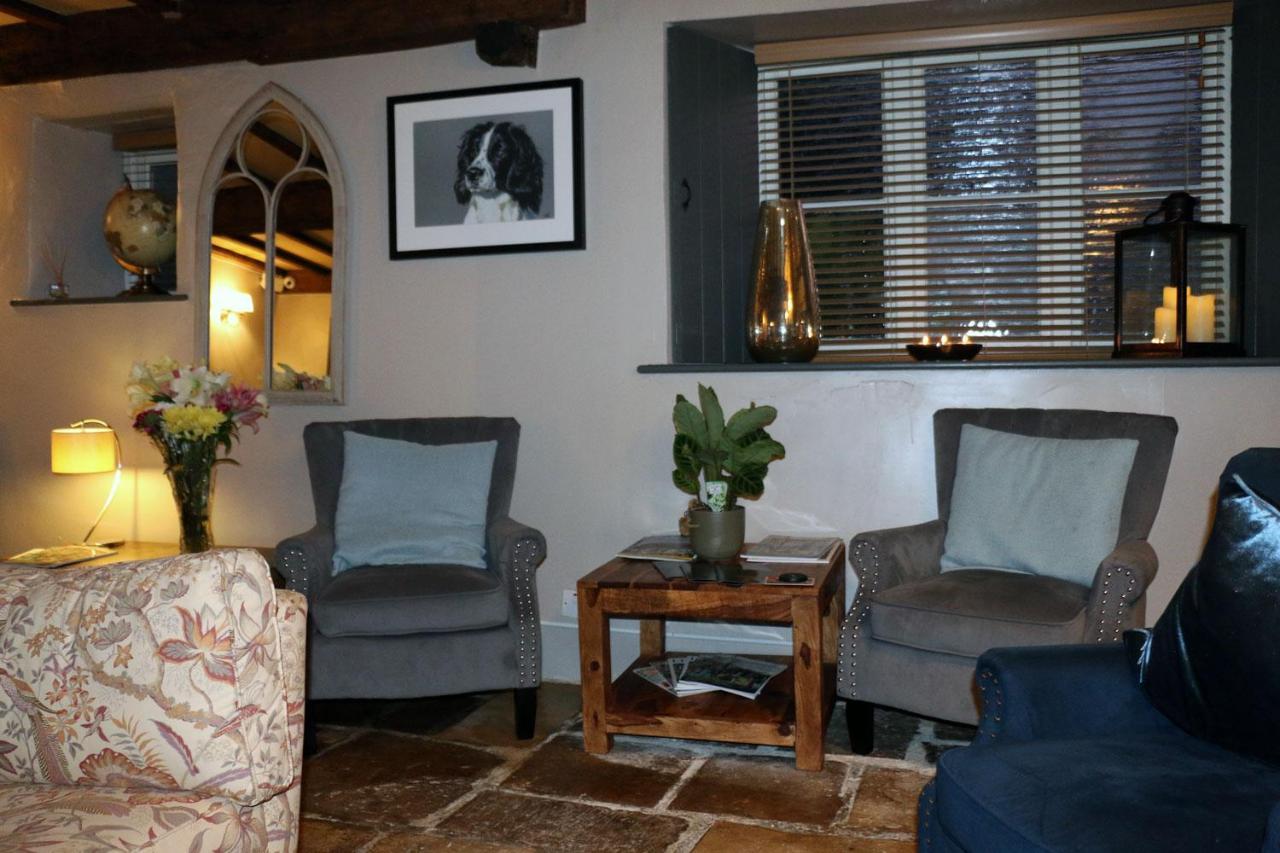 The Horse & Groom Стоу на Вёлд Экстерьер фото